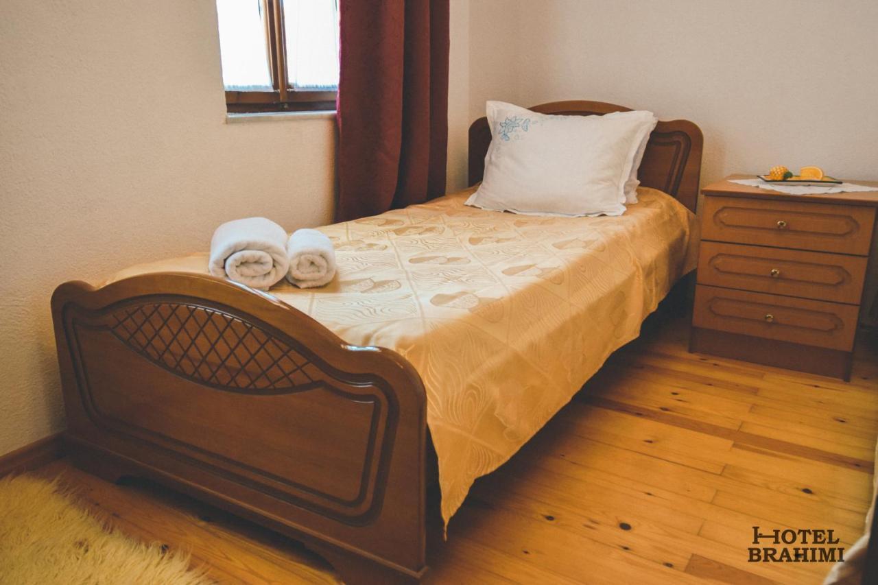 Hotel Brahimi Gjirokaster Bagian luar foto