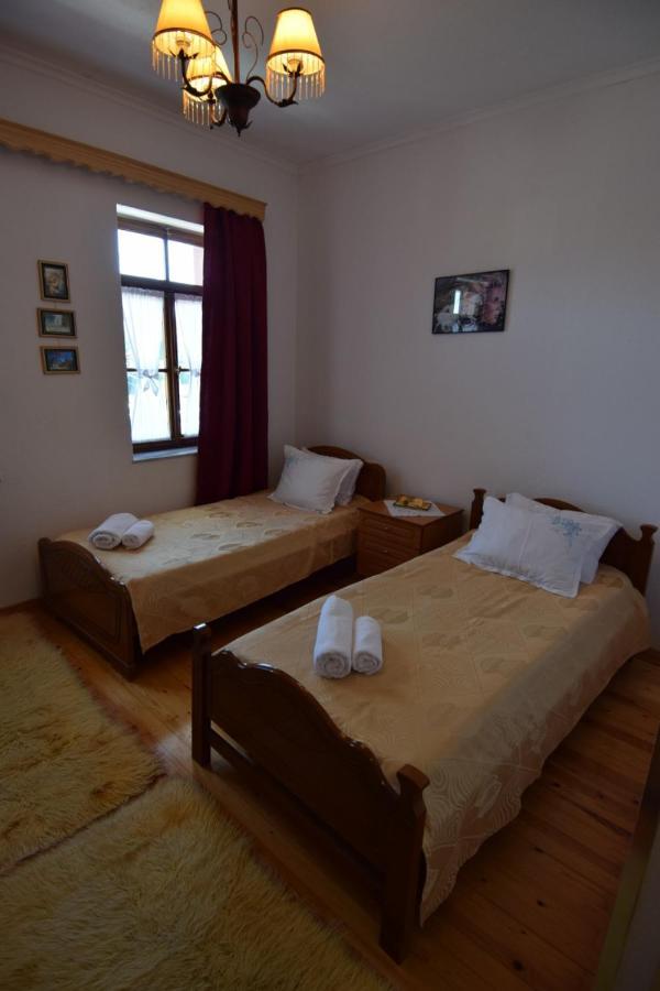 Hotel Brahimi Gjirokaster Bagian luar foto