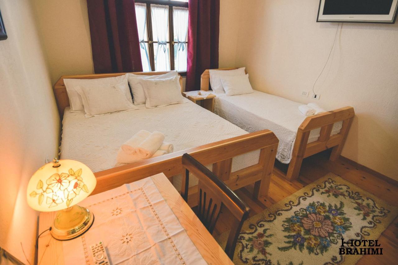 Hotel Brahimi Gjirokaster Bagian luar foto