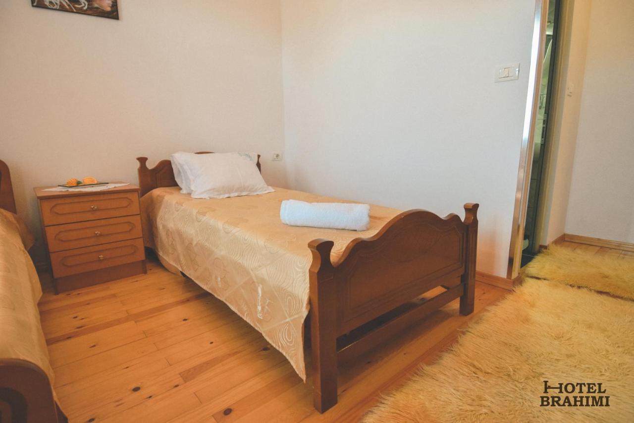 Hotel Brahimi Gjirokaster Bagian luar foto